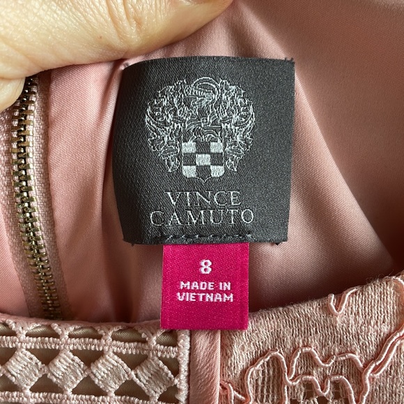 Vince Camuto Floral Lace Dress Sz 8 NWT - Picture 2 of 9